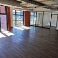 168m² – Matrix building light and spacious space is move in ready Century City.